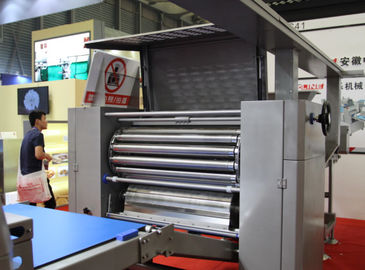 Máquina de estratificação de aço inoxidável da massa de pastelaria com padrão europeu fornecedor